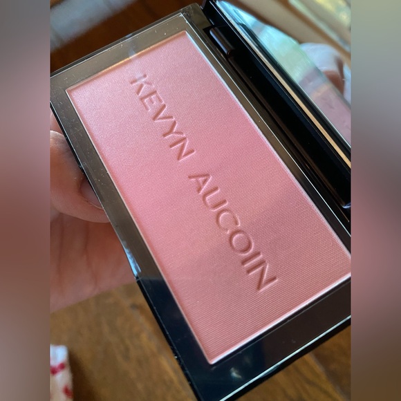 Kevyn Aucoin • NEW The Neo-Blush in Pink Sand NIB - Picture 2 of 8